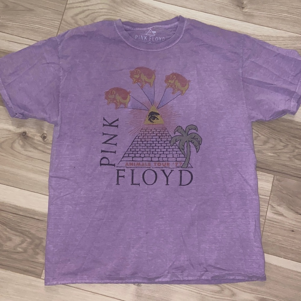 Pink Floyd graphic tee